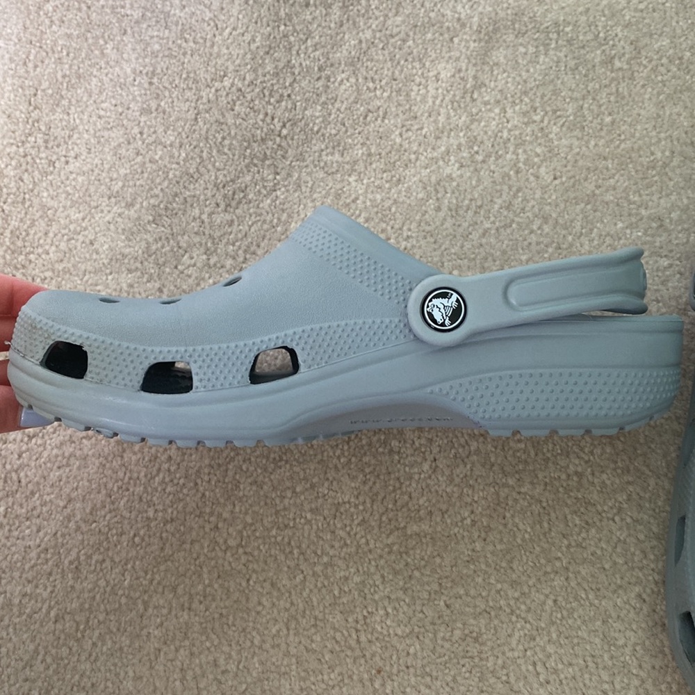 Crocs - Picture 2 of 3